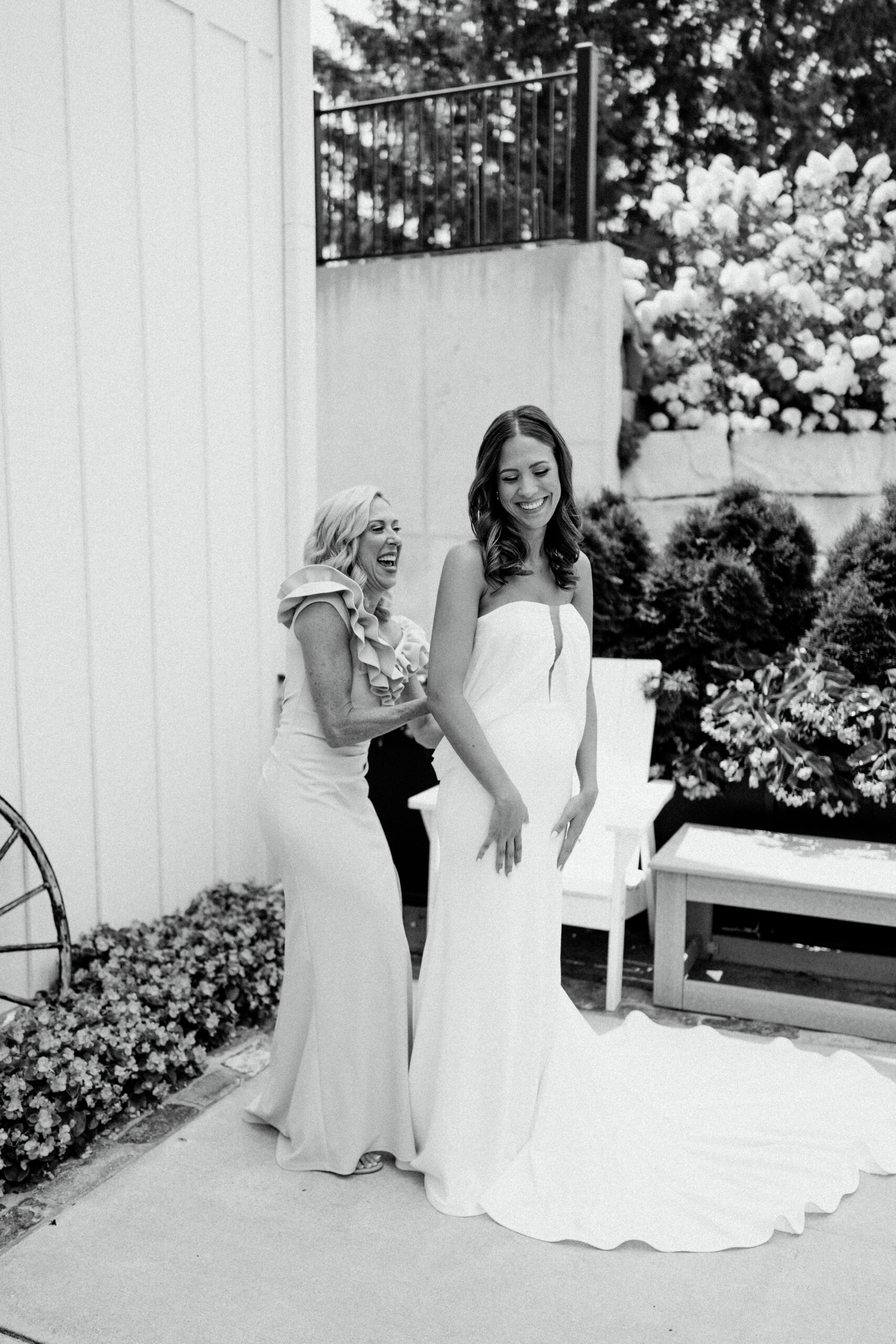 The Carriage House Wedding Oconomowoc Wisconsin