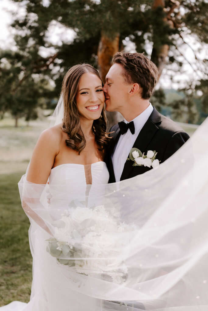 The Carriage House Wedding Oconomowoc Wisconsin