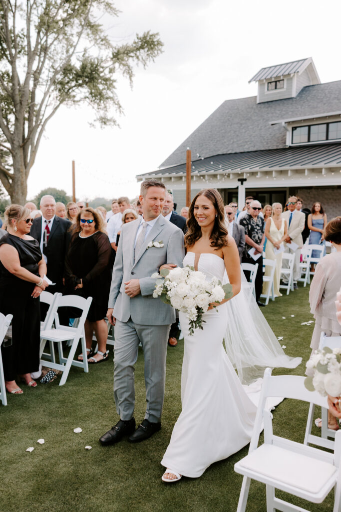 The Carriage House Wedding Oconomowoc Wisconsin