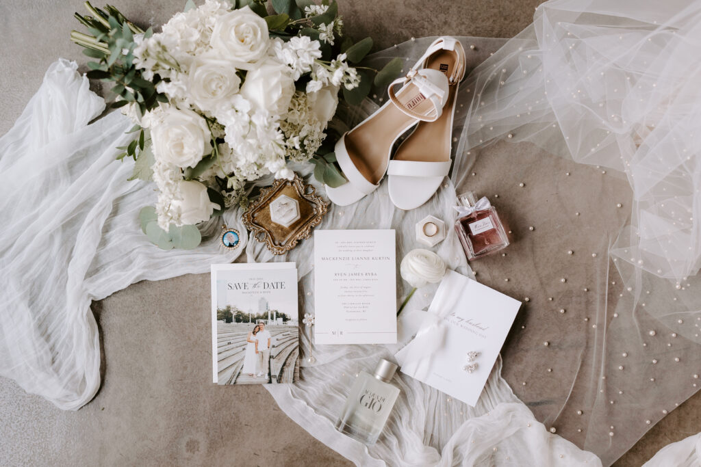 The Carriage House Wedding Oconomowoc Wisconsin